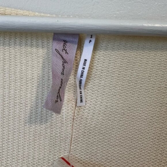 Urban Outfitters Cream Henley Top - NWT! - Picture 5 of 9